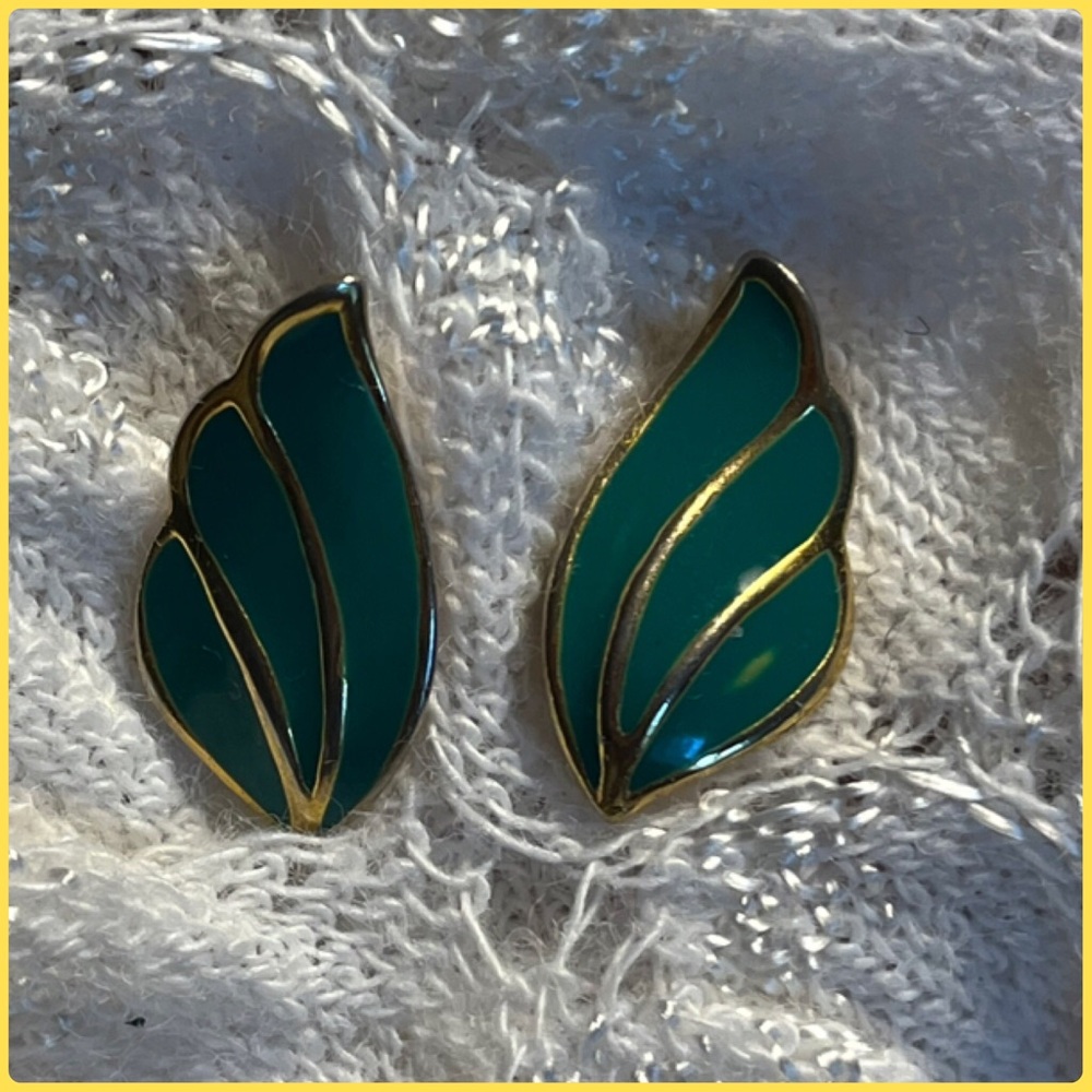 Vintage Enamel Leaves Earrings